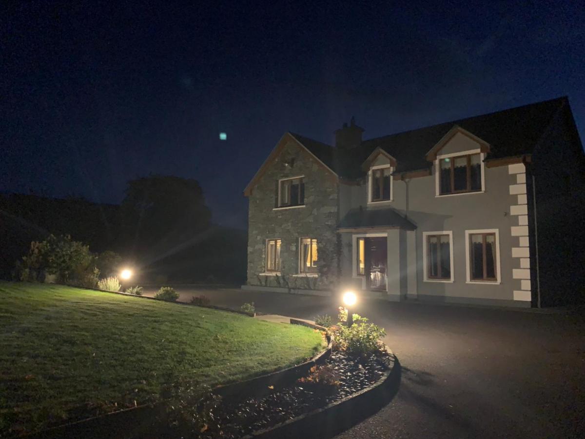 Mountain View Apartment Killarney Dış mekan fotoğraf